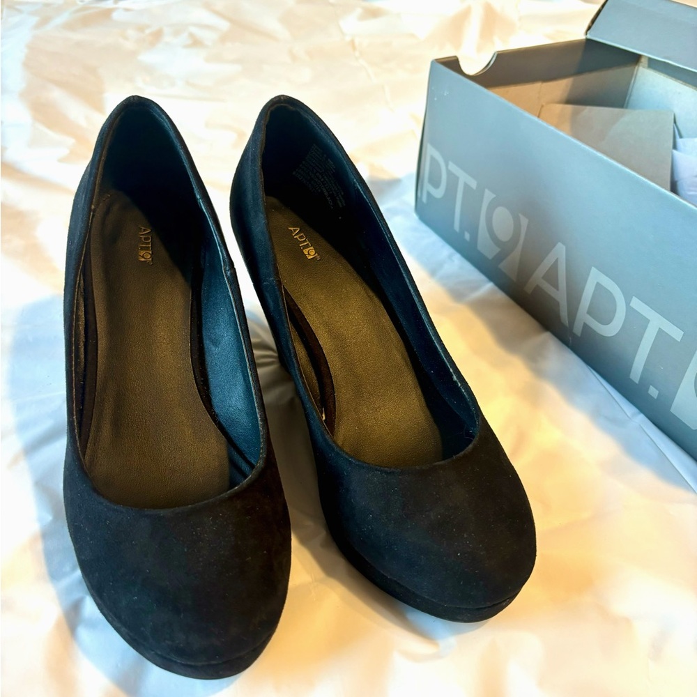 ✨ Apt.9 Kensington Shoes | Women's 6 | Black Suede | Platform Wedges Heel✨